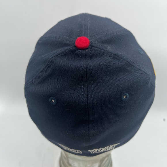 New York Yankees Hat Cap Fitted Adult Med/L Blue Red MLB Baseball New Era Mens - Picture 11 of 14